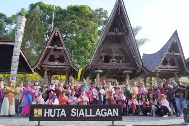 Paket Wisata Danau Toba 2 Hari 1 Malam Seru & Berkesan!