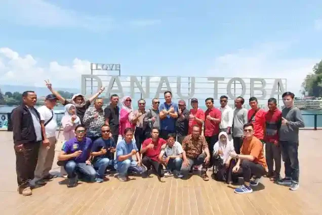 Paket Tour Danau Toba 2H1M + Jelajahi Pulau Samosir