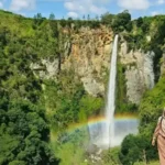 Air Terjun Sipiso-Piso: Keindahan Alam Ikonik di Sumatera Utara