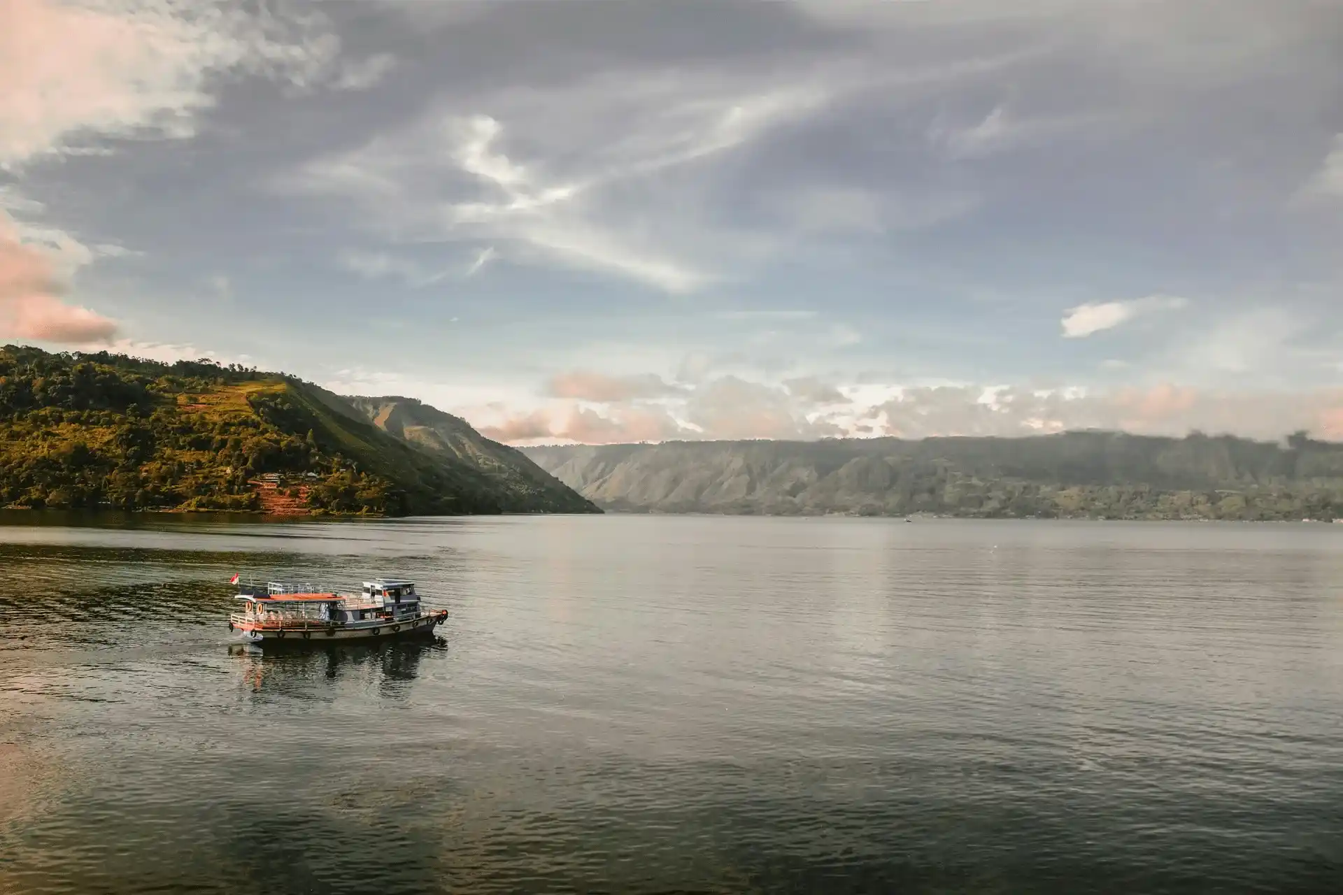 Tempat Wisata di Danau Toba yang Wajib Dikunjungi