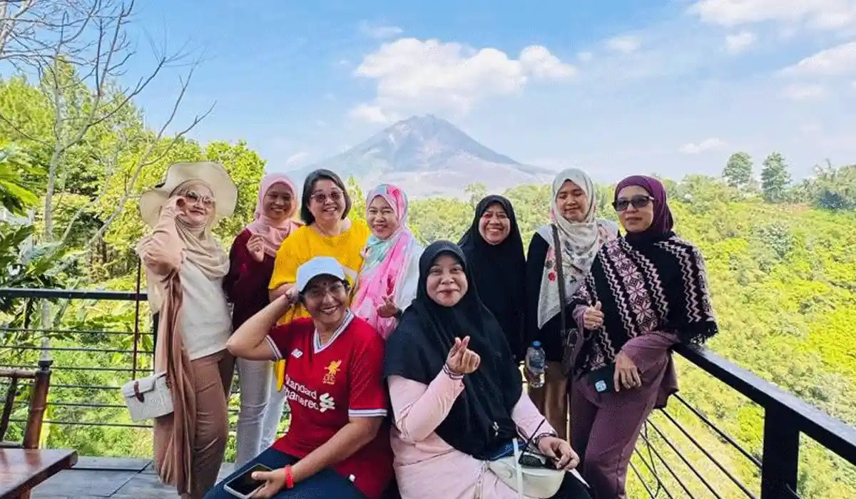 Paket Wisata Medan Berastagi Danau Toba